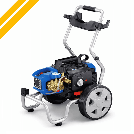 Manmachineworks AR 680K high-pressure car cleaner and washer machine with spray gun for vehicle cleaning.
