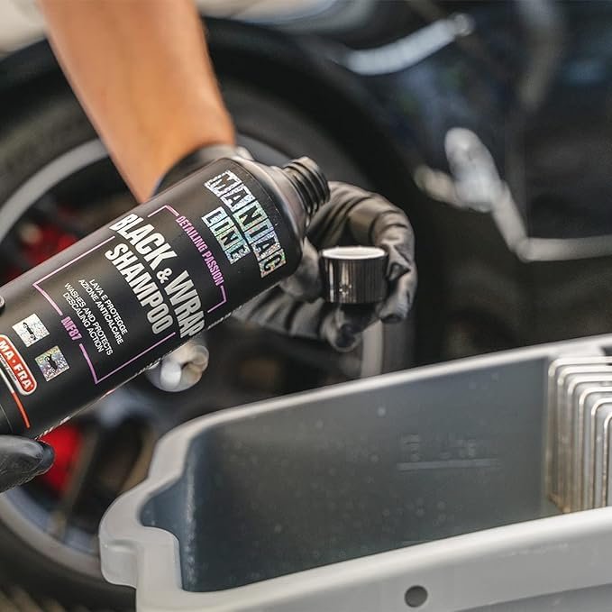 Mafra Maniac Line Black & Wrap 2 - in - 1 Shampoo (500ml) - Detailing Essentials