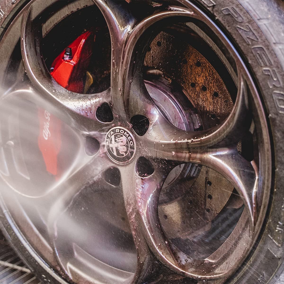 Mafra Maniac Line Iron Remover | Removes Iron Contaminants From Wheels, Bodywork & Glass | Safe For Chrome & Painted Surfaces - Detailing Essentials