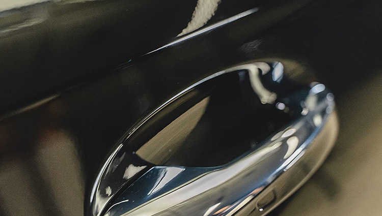 Maniac Line Car Detaling, Exterior Quick Detailer, Maximum Shine and Protection in a Few Passes, Cleans, Polishes and Protects Car Exterior Surfaces, 500ml - Detailing Essentials