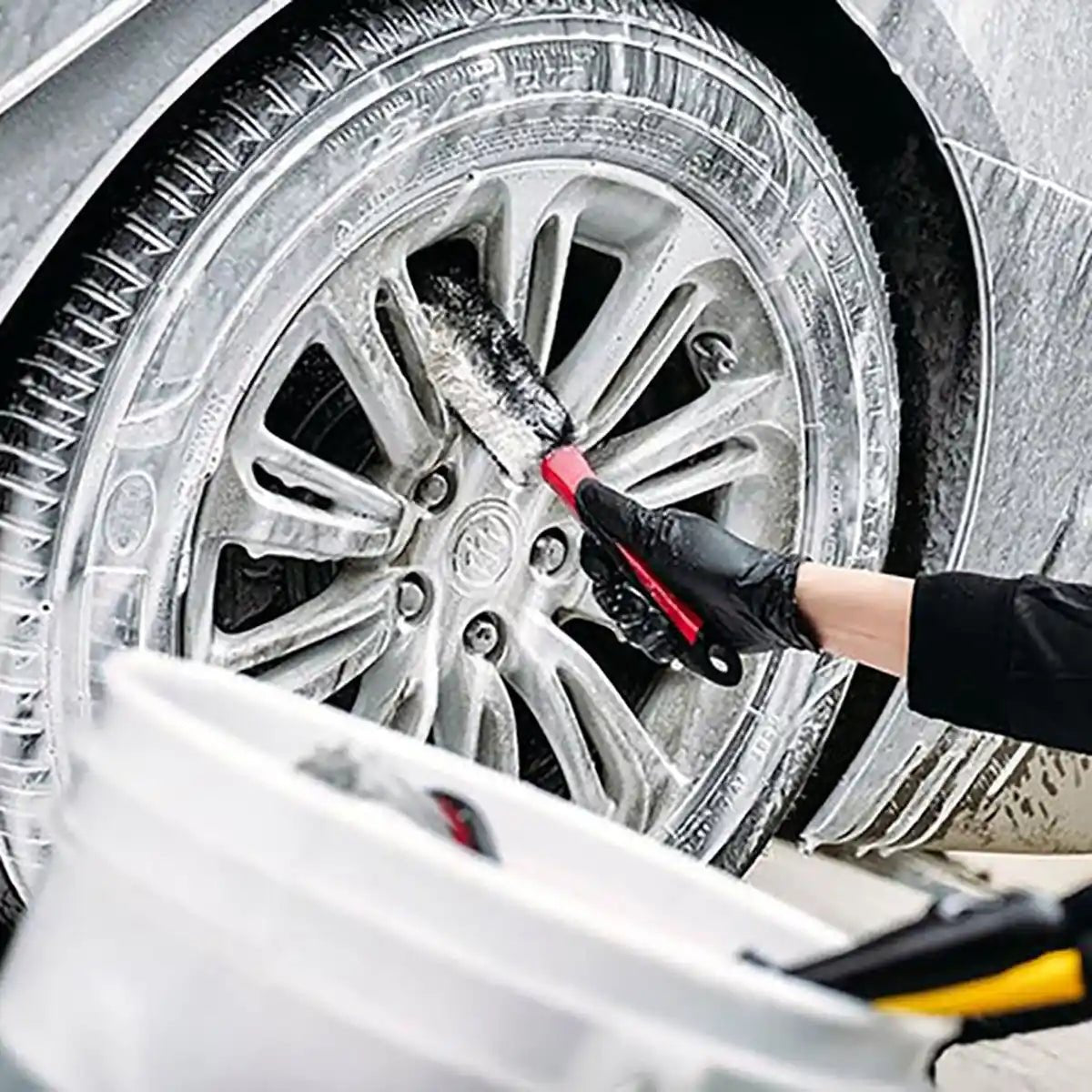Maxshine Premium Tire Cleaning Brush For Heavy - duty Detailing - Detailing Essentials